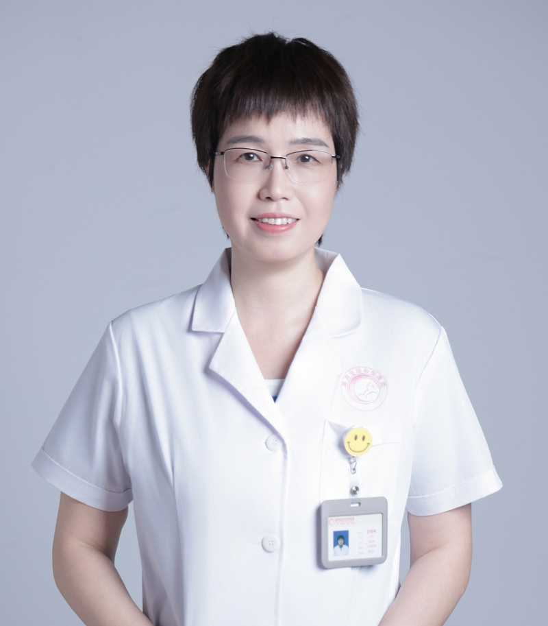 罗晓梅 - 副本.jpg